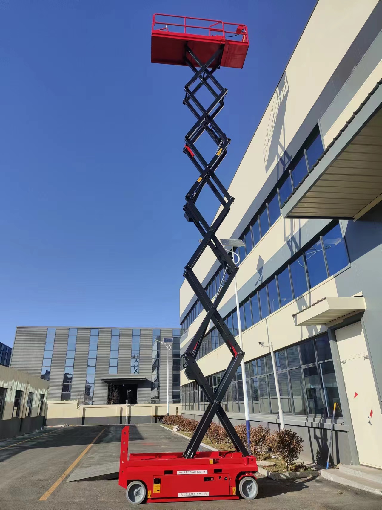 欧力特升降平台.jpg 欧力特升降平台.jpg